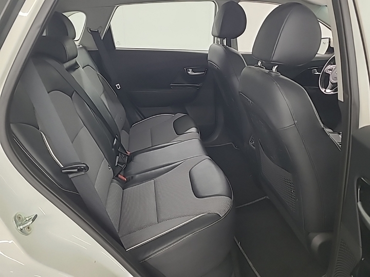 Foto 7 van Kia Niro