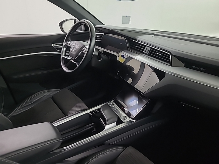 Foto 6 van Audi e-tron
