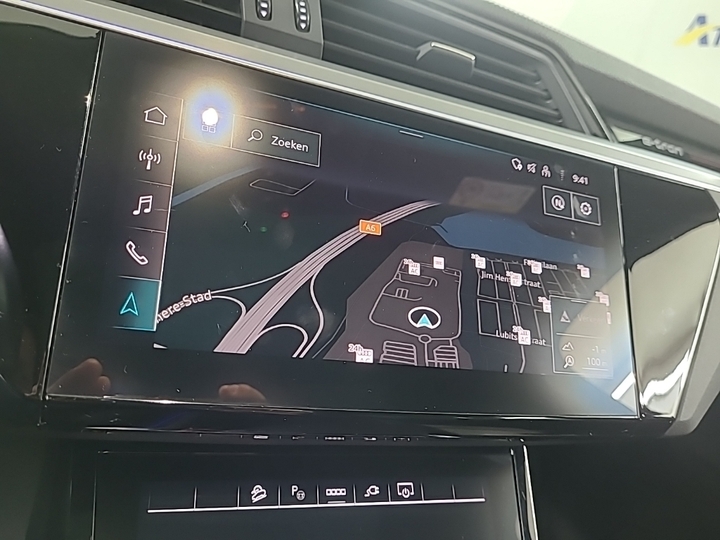 Foto 10 van Audi e-tron