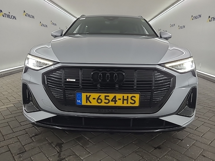 Foto 17 van Audi e-tron