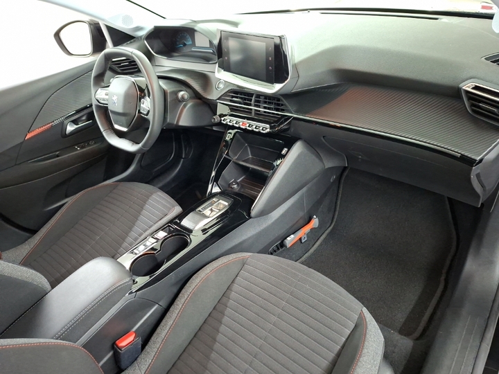 Foto 7 van Peugeot E-208