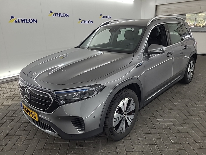 Photo 2 of Mercedes EQB