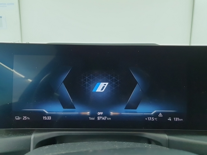Foto 10 van BMW i4