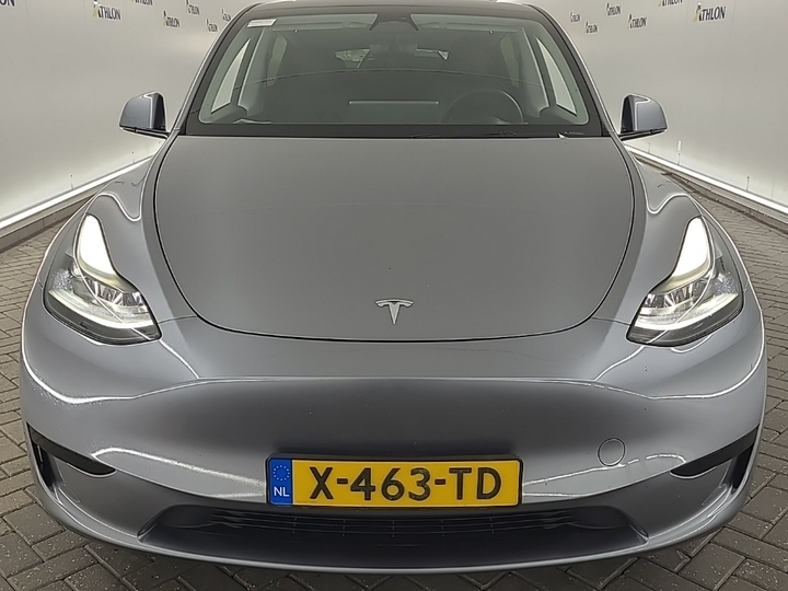 Foto 15 van Tesla Model Y