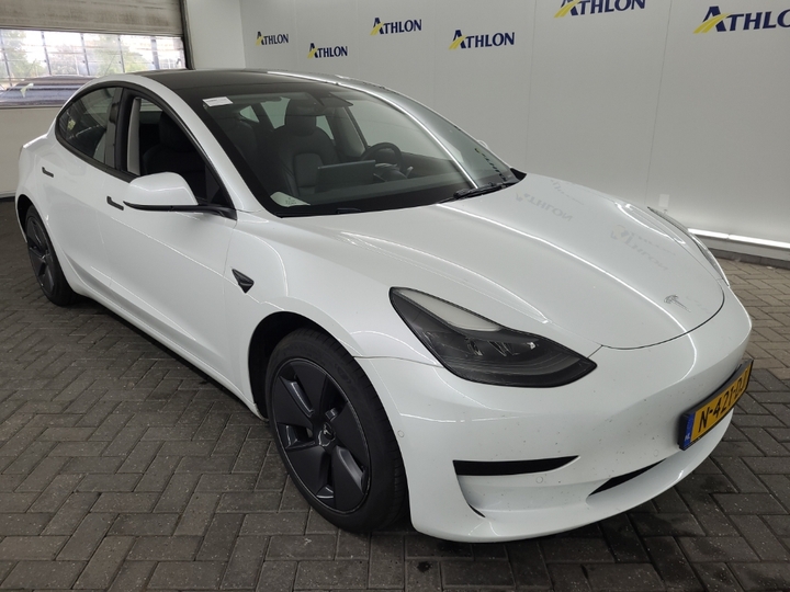 Foto 2 van Tesla Model 3