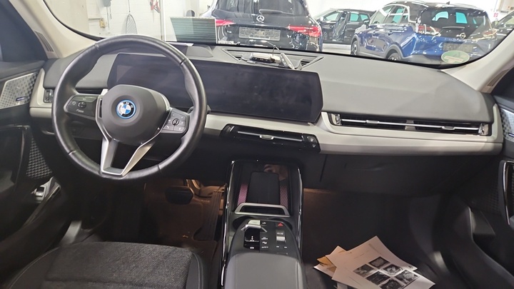 Foto 7 van BMW ix1