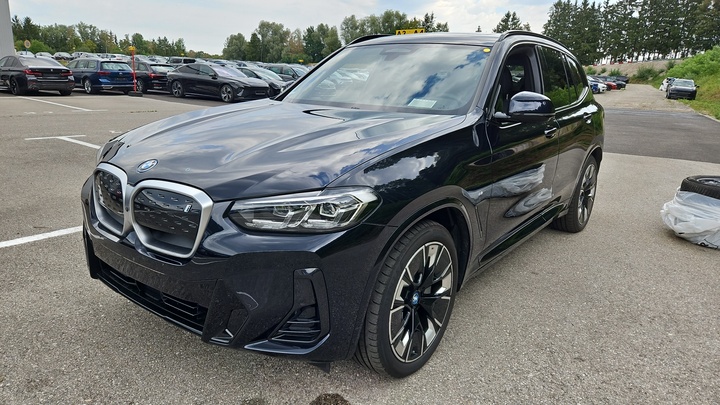Foto 2 van BMW ix3