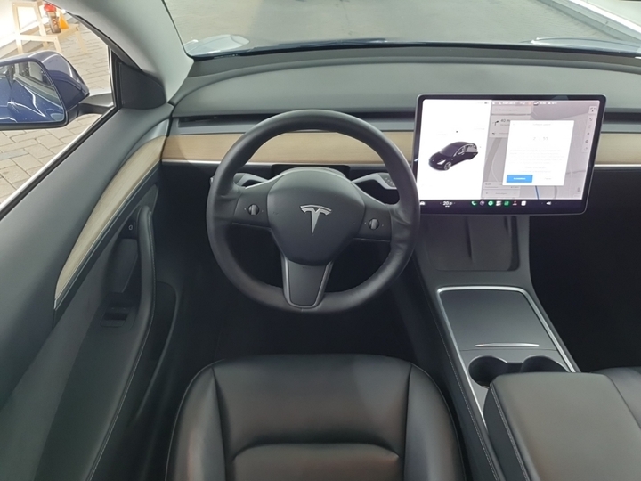 Foto 9 van Tesla Model 3