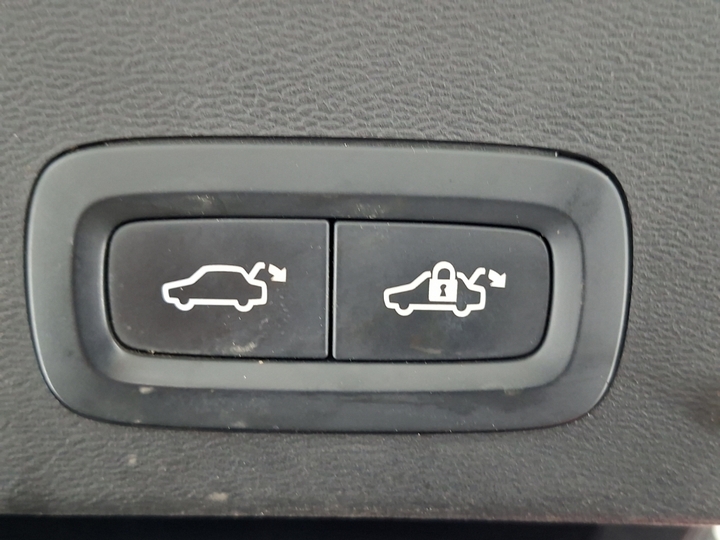 Foto 19 van Volvo XC40 Recharge