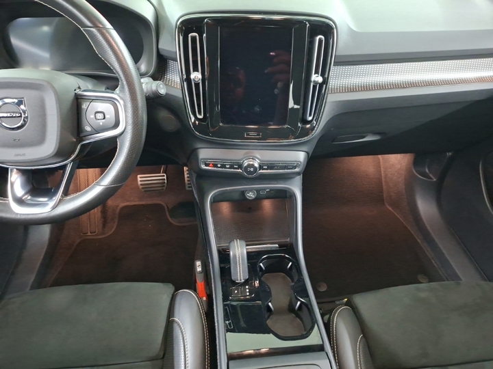 Foto 11 van Volvo XC40 Recharge