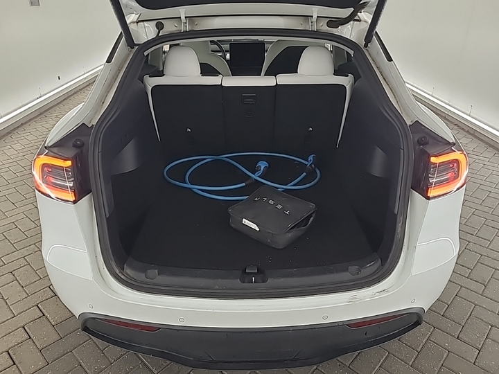 Foto 5 van Tesla Model Y