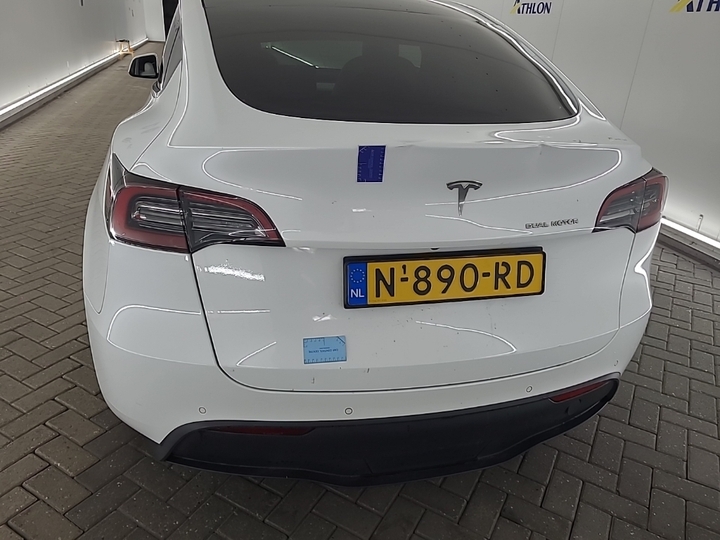 Foto 22 van Tesla Model Y