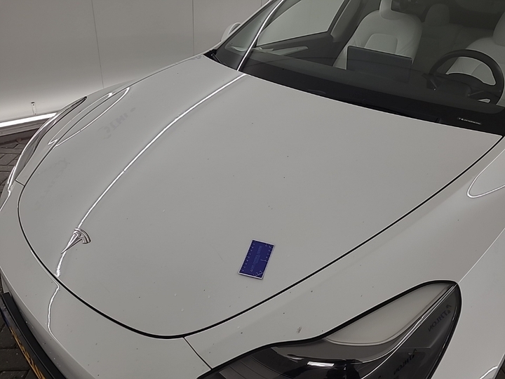 Foto 25 van Tesla Model Y
