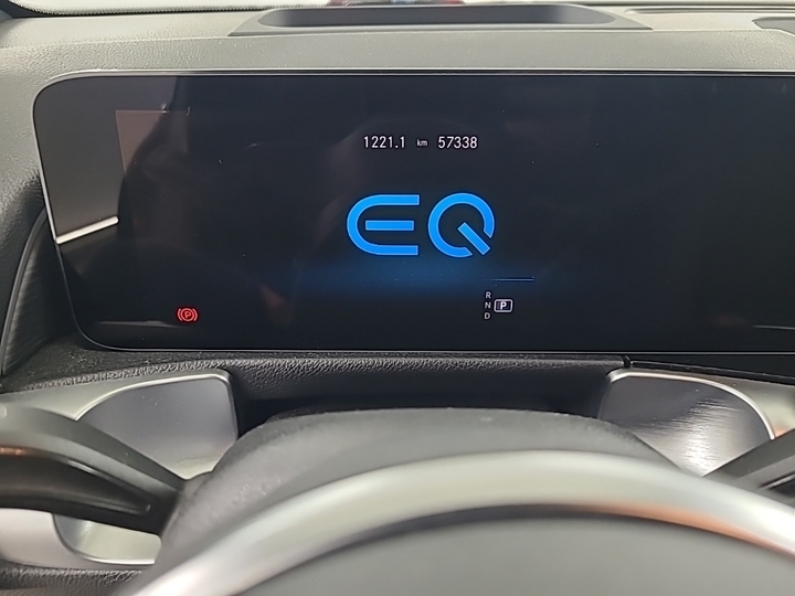 Foto 10 van Mercedes EQB