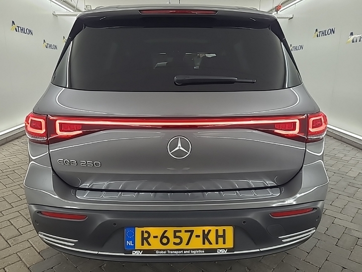 Foto 16 van Mercedes EQB