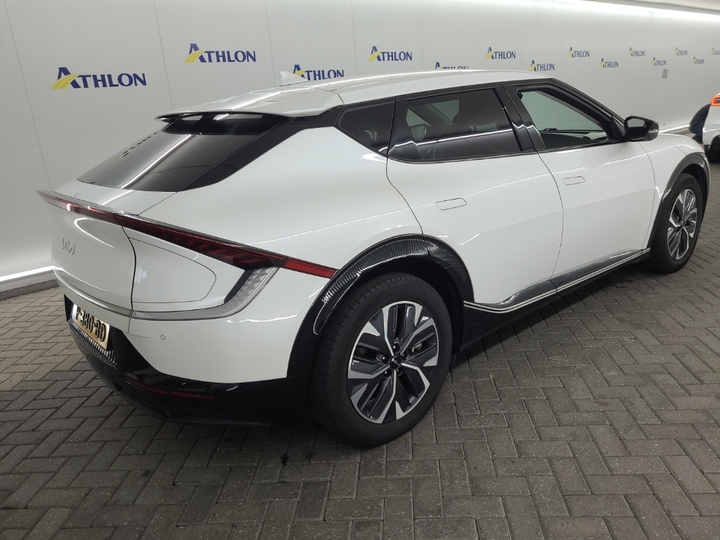 Photo 4 of Kia EV6