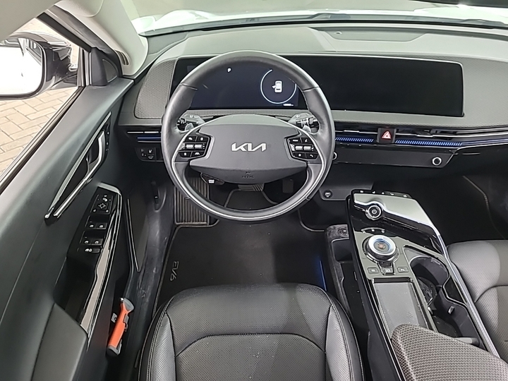 Photo 8 of Kia EV6