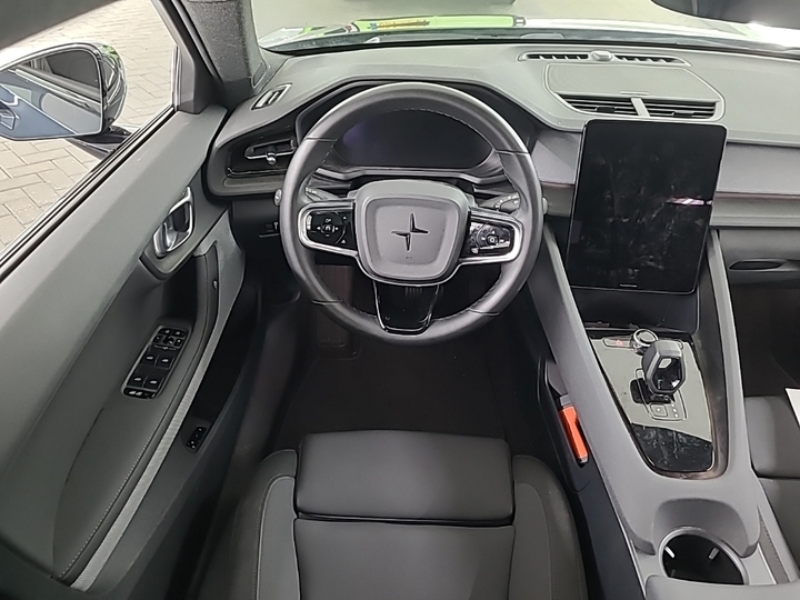 Foto 8 van Polestar 2