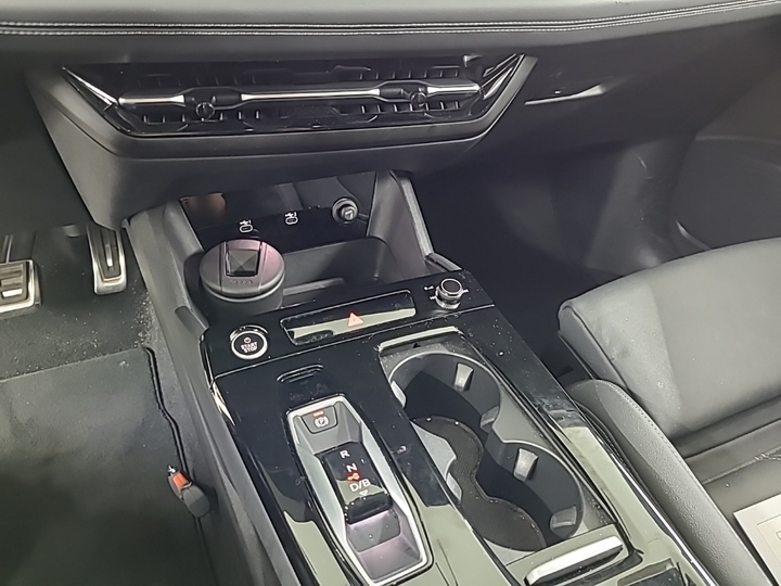 Foto 10 van Audi Q6 e-tron