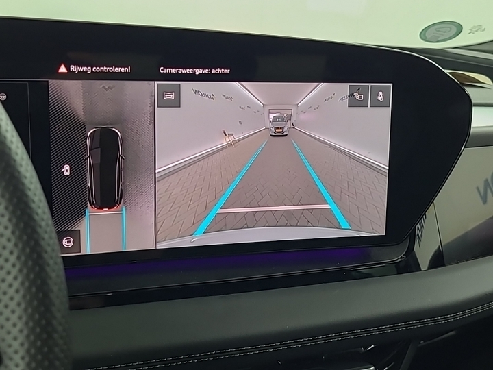 Foto 17 van Audi Q6 e-tron