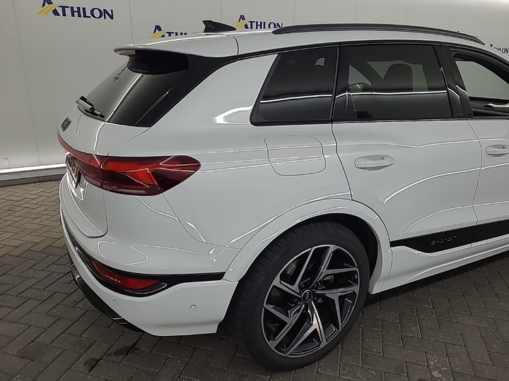 Foto 22 van Audi Q6 e-tron