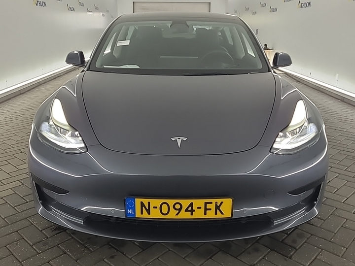 Foto 15 van Tesla Model 3