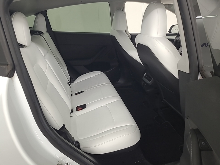 Foto 7 van Tesla Model Y