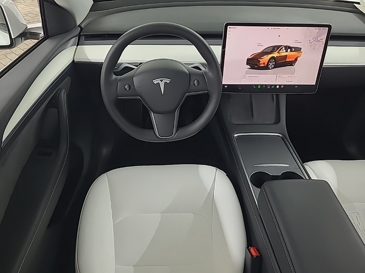 Foto 8 van Tesla Model Y