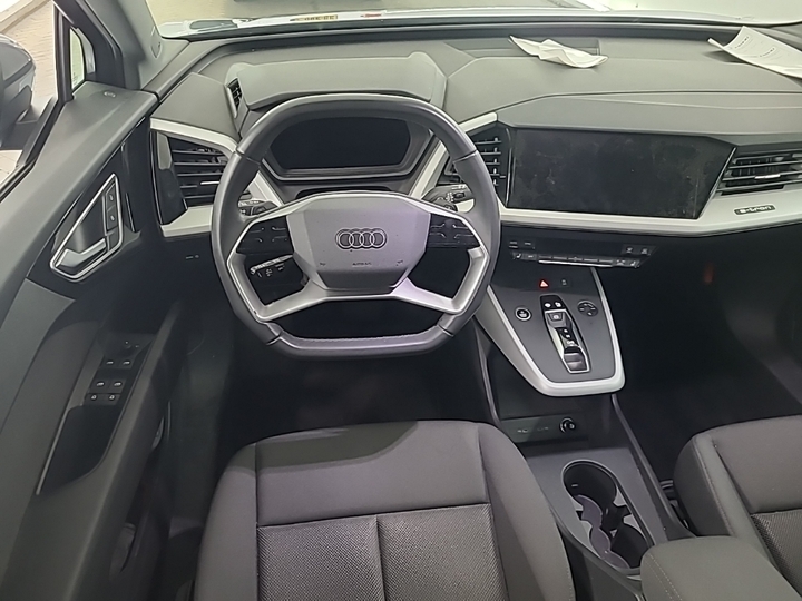 Foto 8 van Audi Q4 e-tron