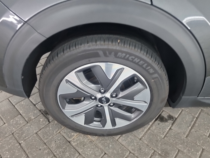 Foto 16 van Kia Niro