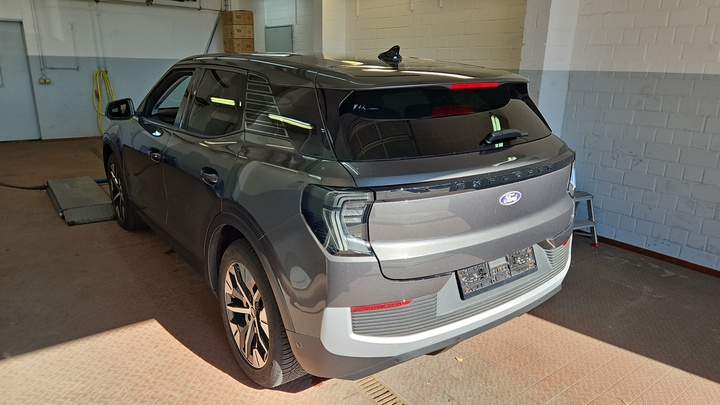 Foto 4 van Ford Explorer EV