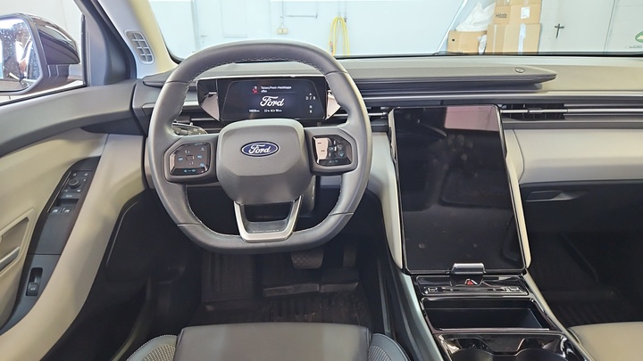 Foto 7 van Ford Explorer EV
