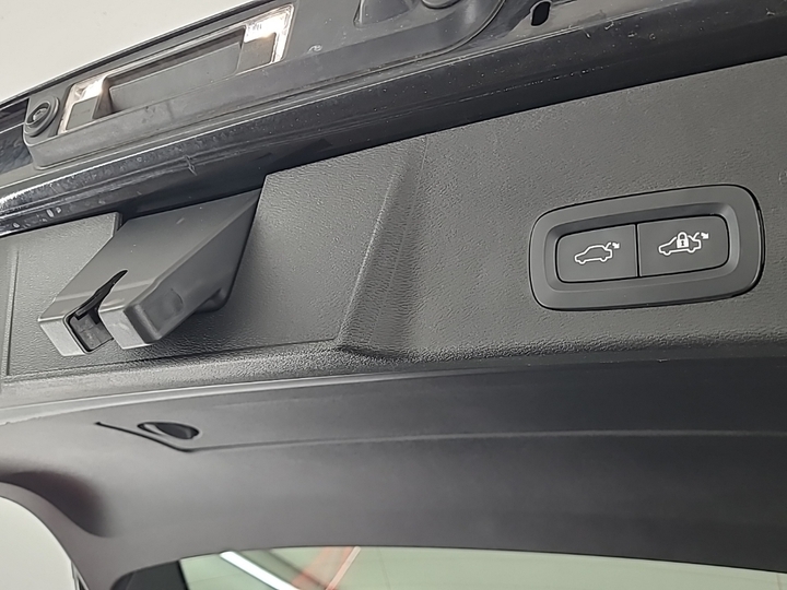 Foto 17 van Volvo XC40 Recharge