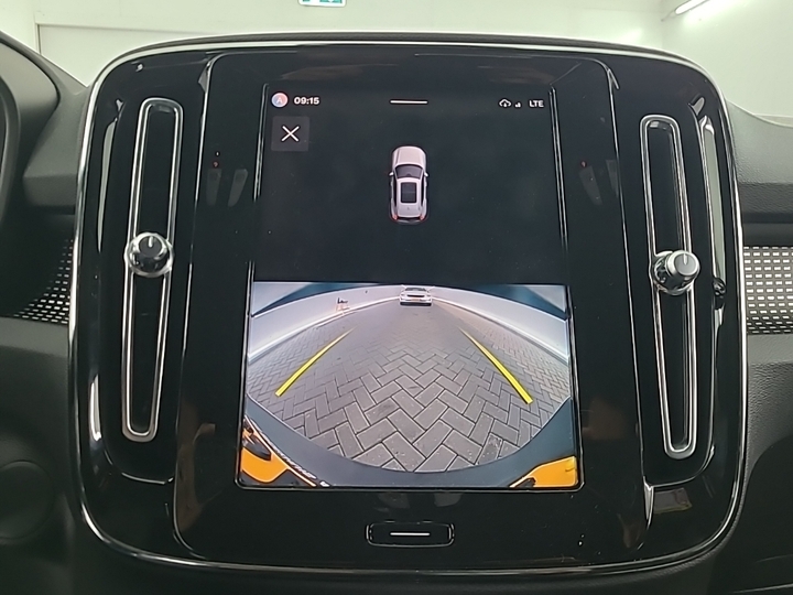 Foto 18 van Volvo XC40 Recharge