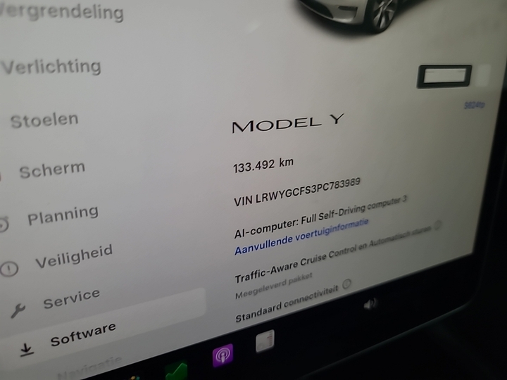 Foto 10 van Tesla Model Y
