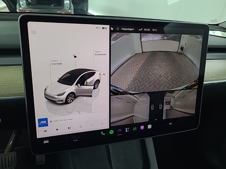 Foto 18 van Tesla Model Y