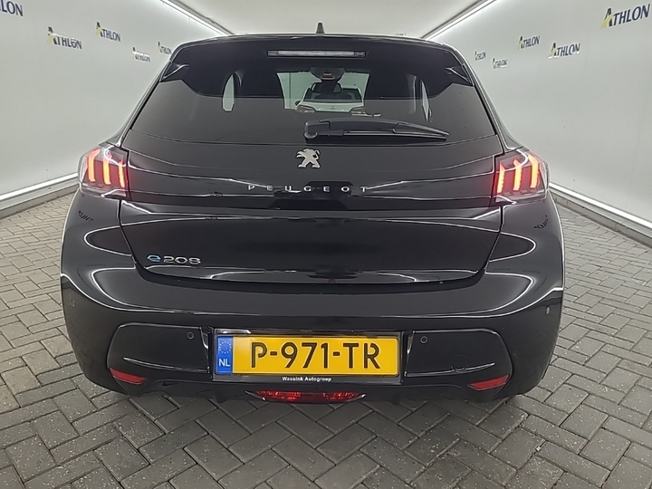 Foto 15 van Peugeot E-208