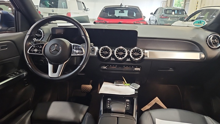 Foto 7 van Mercedes EQB