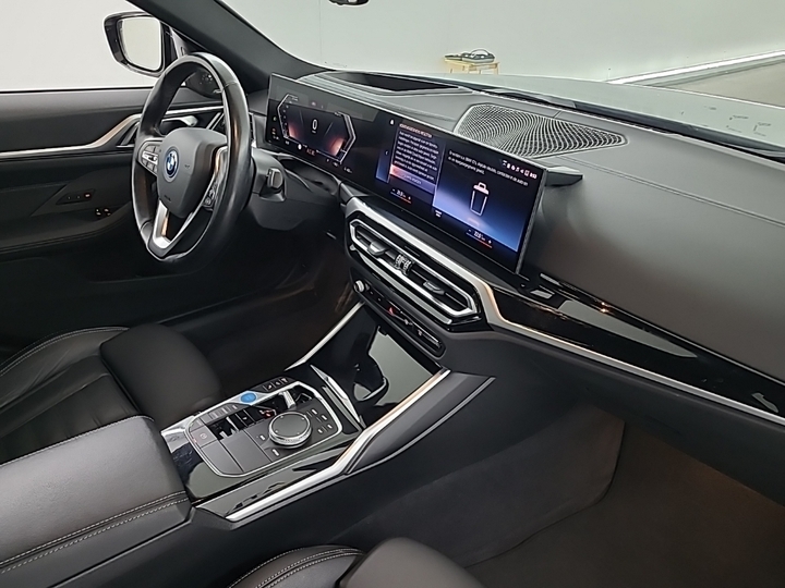 Foto 7 van BMW i4