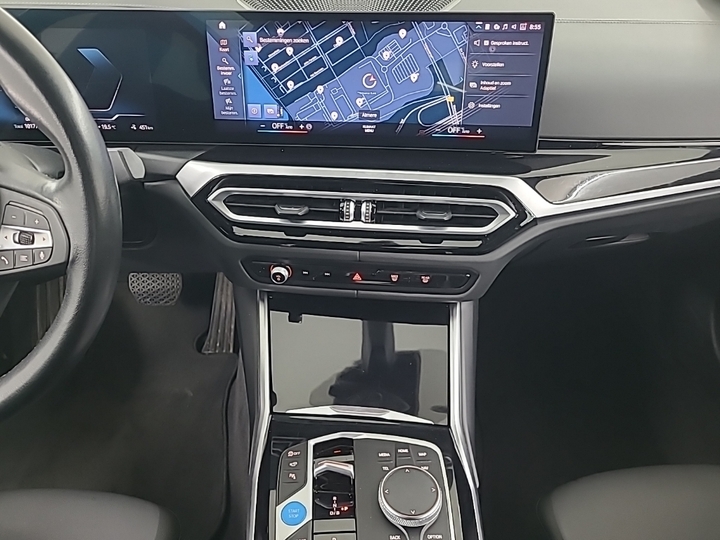 Foto 11 van BMW i4