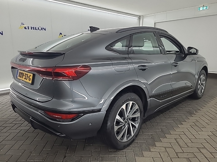 Foto 4 van Audi Q6 sportback e-tron