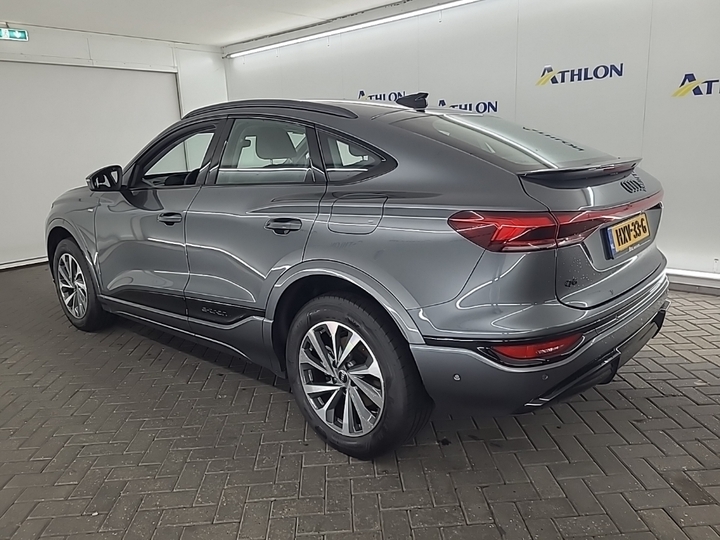 Foto 5 van Audi Q6 sportback e-tron