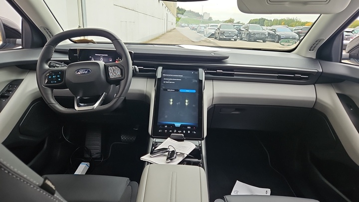 Foto 7 van Ford Explorer EV