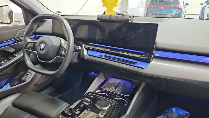 Foto 7 van BMW i5