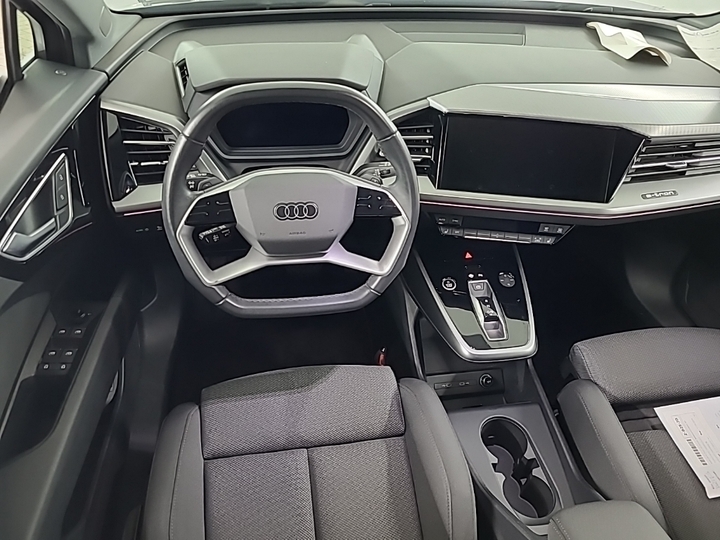Foto 8 van Audi Q4 e-tron