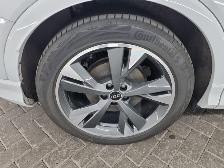 Foto 17 van Audi Q4 e-tron
