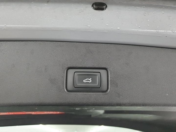 Foto 15 van Audi Q4 e-tron