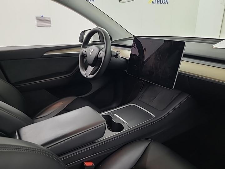 Foto 7 van Tesla Model Y