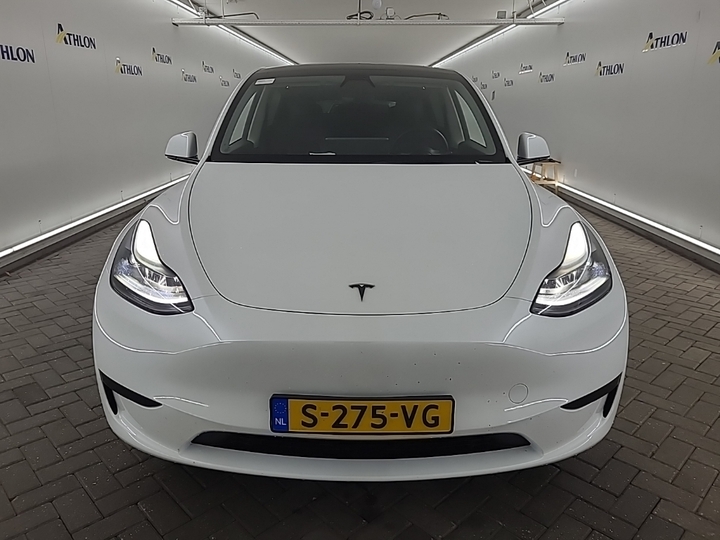 Foto 15 van Tesla Model Y