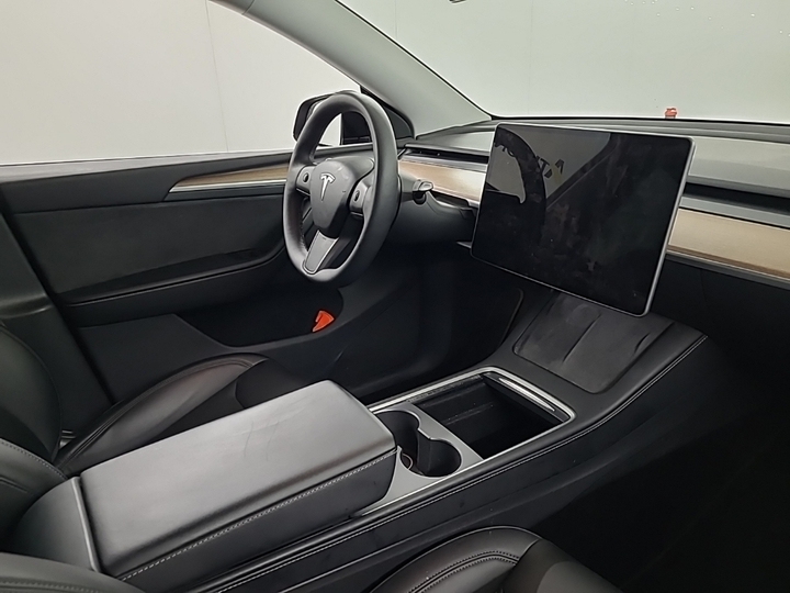 Foto 4 van Tesla Model Y